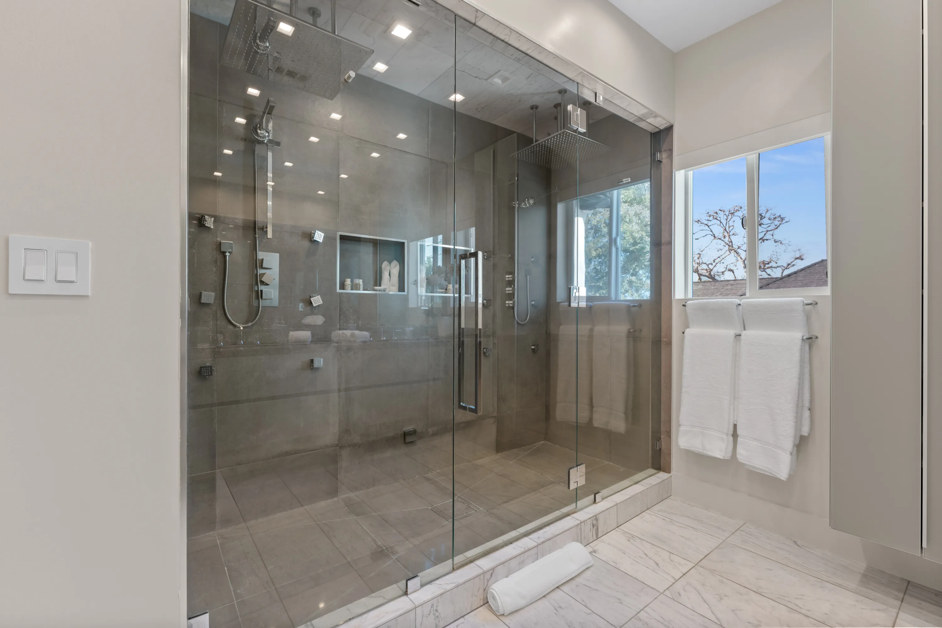 Luxurious primary bathroom at Rodeo Villa, a Beverly Hills vacation rental featuring elegant finishes, modern design, and a spa-inspired atmosphere.