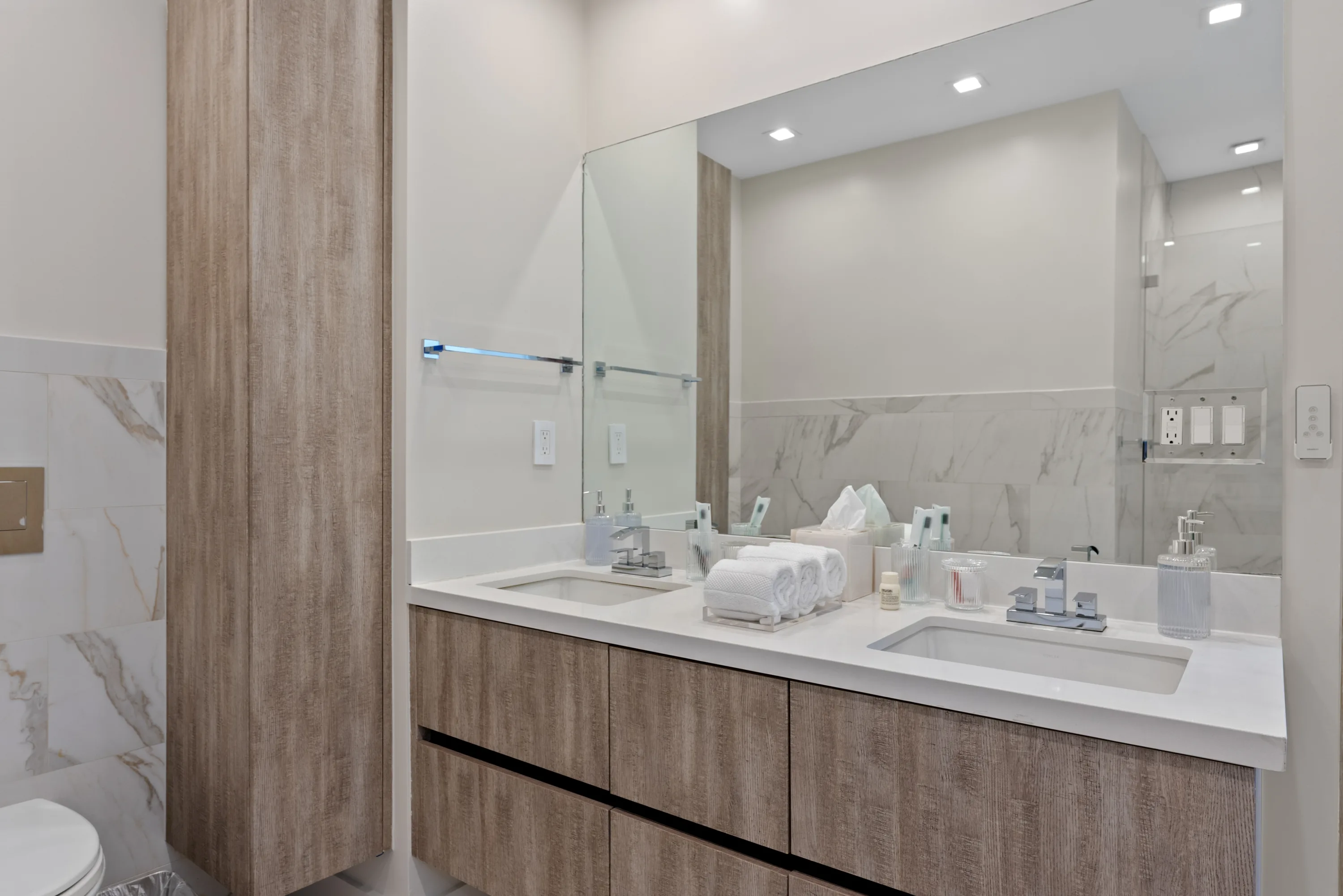 Elegant guest bathroom at Rodeo Villa, a luxury Beverly Hills vacation rental featuring modern finishes, refined design, and a spa-inspired atmosphere.