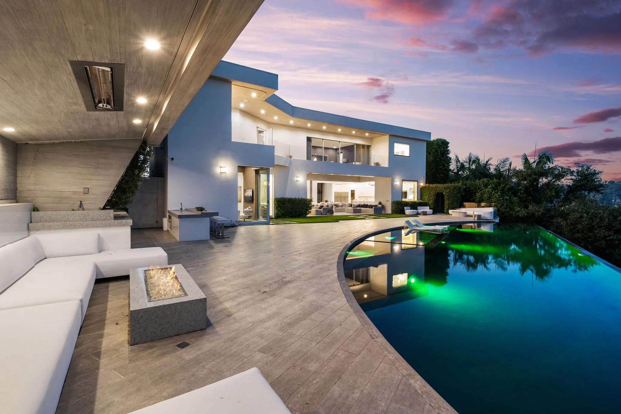 Luxury Bel Air villa exterior featuring elegant contemporary design, spacious living areas, upscale furnishings, and refined architectural details in an exclusive Los Angeles vacation rental.