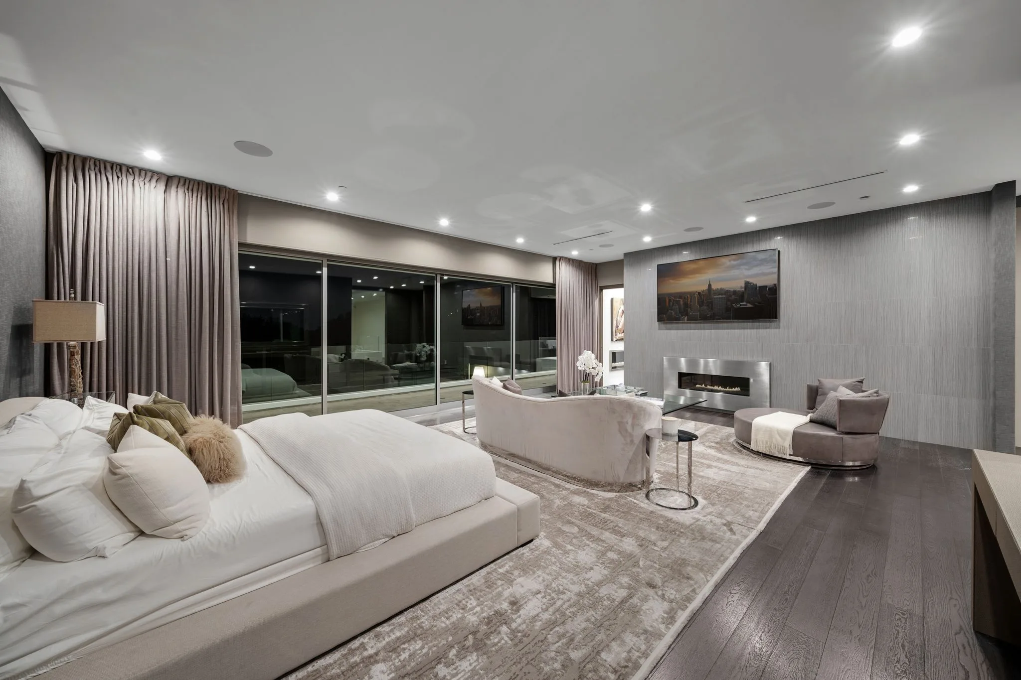 Luxury Bel Air villa interior featuring elegant contemporary design, spacious living areas, upscale furnishings, and refined architectural details in an exclusive Los Angeles vacation rental.